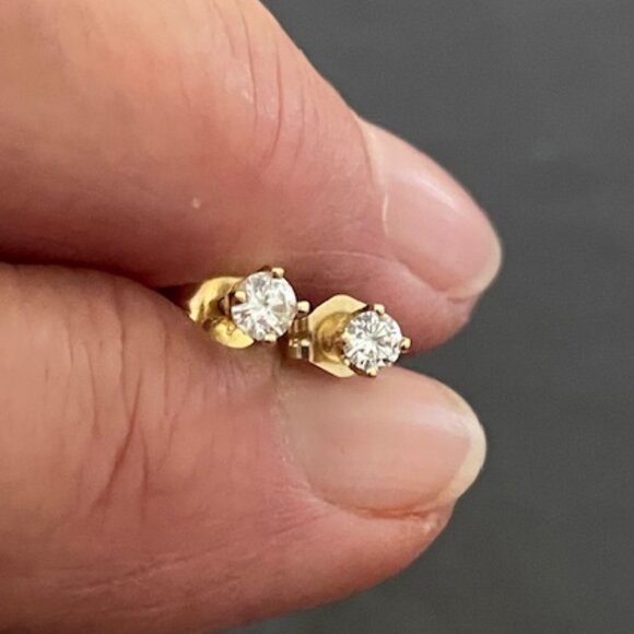SOLD Genuine Diamond Round Stud Earrings in 14K Solid Yellow Gold - Picture 1 of 10